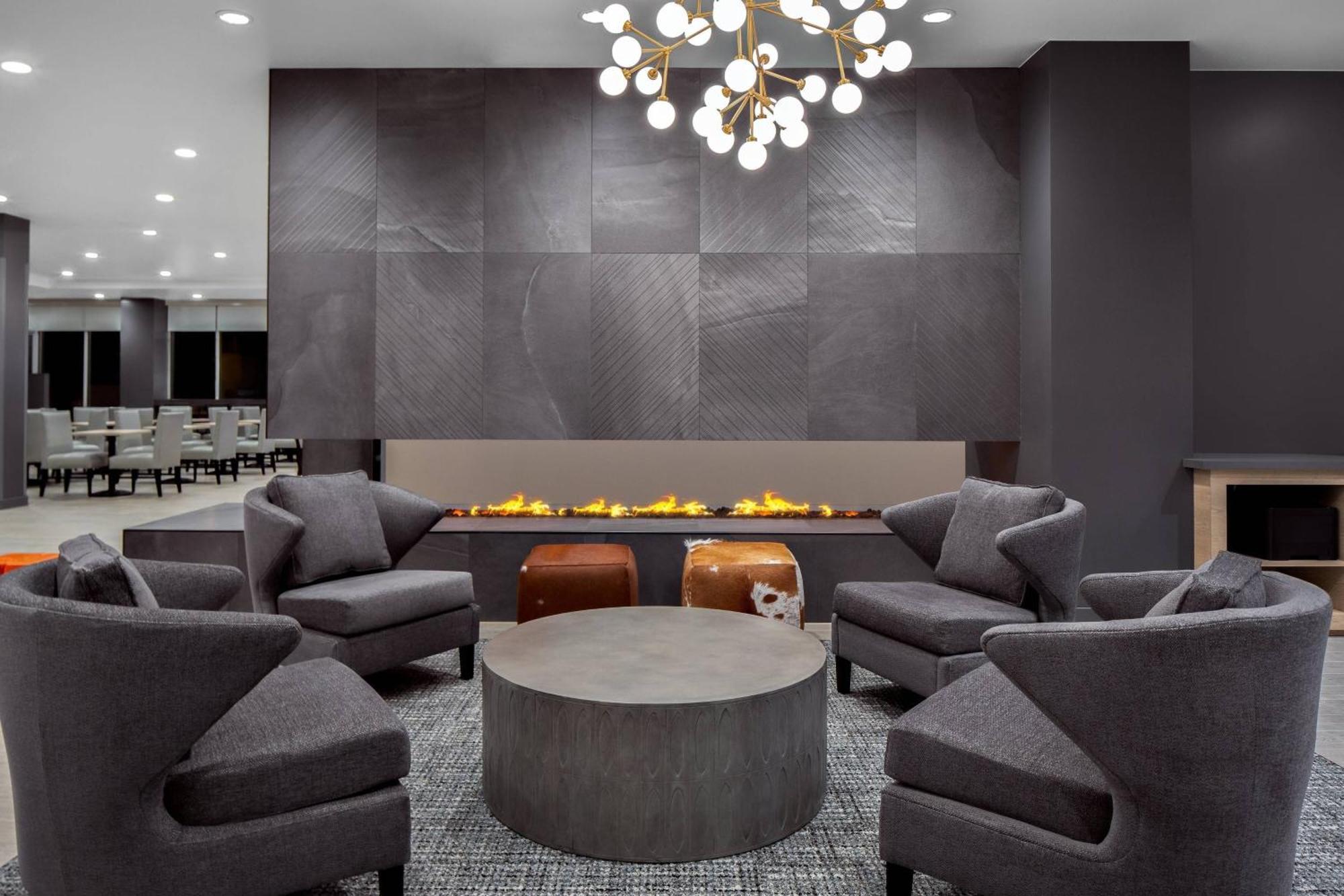 Towneplace By Marriott Collins