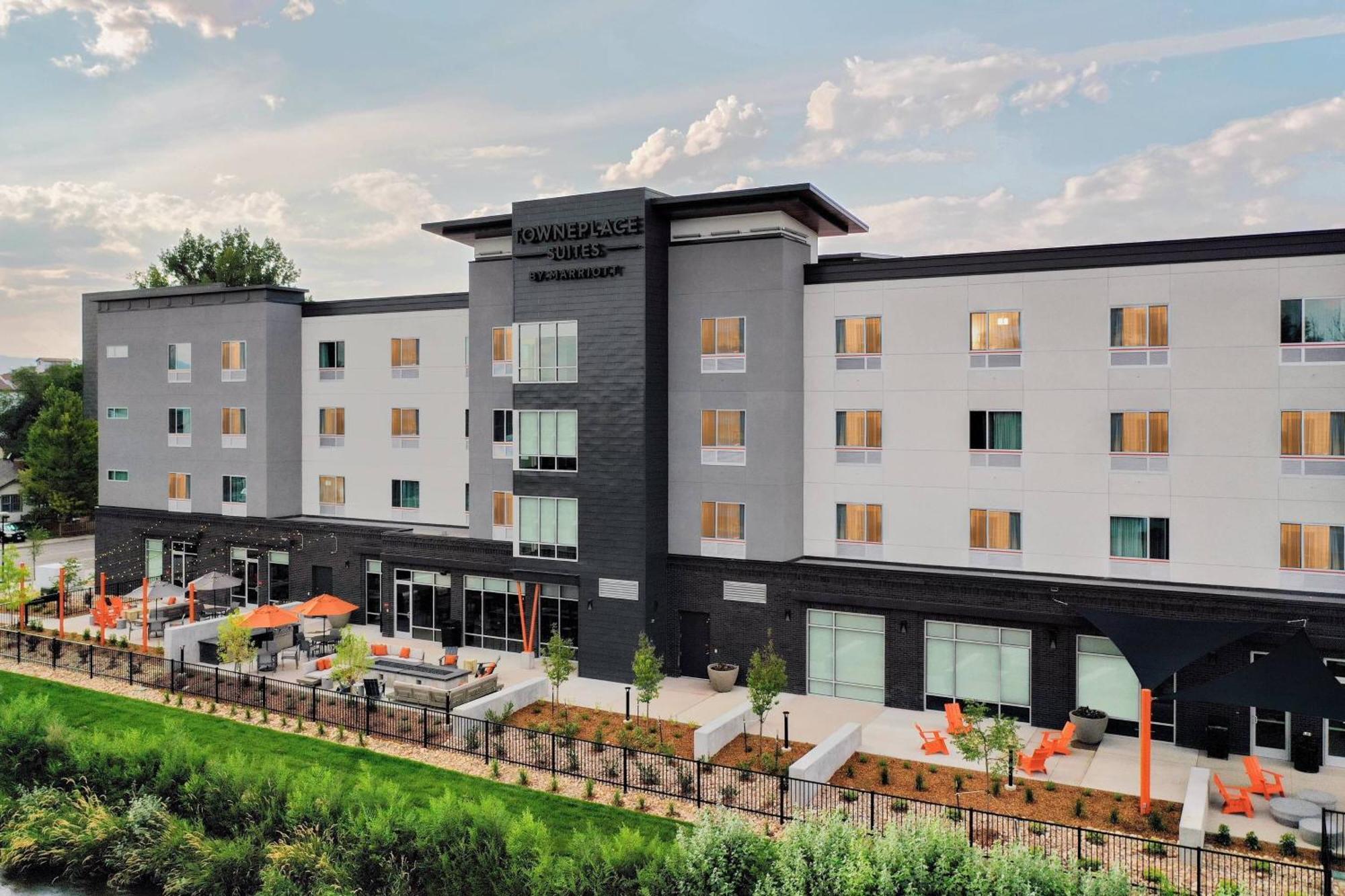 Hotel Towneplace By Marriott Collins